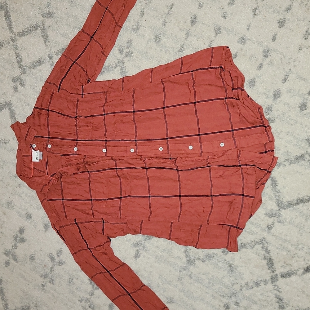 Light weight button down
